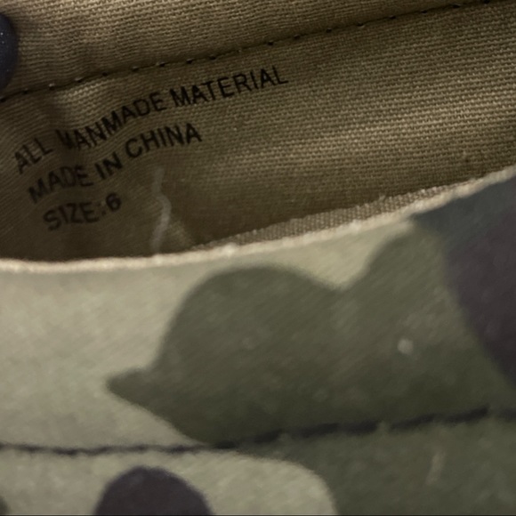 Women’s Restricted Platform Camouflage Slip On Sneakers - Picture 9 of 13